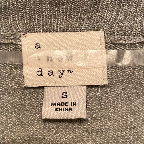 A New Day Gray Open Front Cardigan…size S - Picture 4 of 6